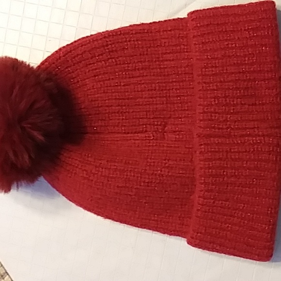 Nine West red sparkly winter hat w/ pom pom - Picture 4 of 5